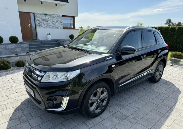 śląskie Suzuki Vitara cena 68900 przebieg: 162000, rok produkcji 2015 z Radom